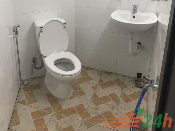 Quy trình chống thấm nhà vệ sinh bằng Sika: Kiểm tra chất lượng thi công